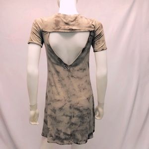 FOREVER 21  TIE DYE JERSEY DRESS WITH HEART SHAPES BACK OPENING